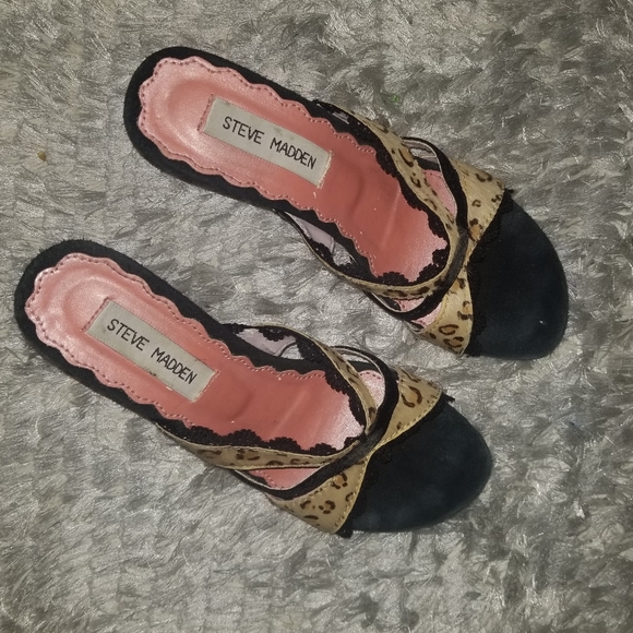 3/$15🌈Steve Madden Heels - Picture 5 of 12